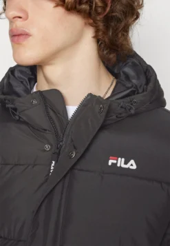 Fila Bensheim - Giacca Invernale - Black -Negozio al dettaglio Fila 023bd99492e540b7b29f86475e99dd5c scaled