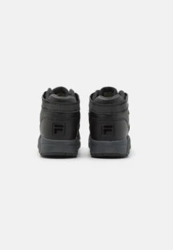 Fila Squad - Sneakers Alte - Black -Negozio al dettaglio Fila 052404b0a90a4366ab90ab244eee0a69 scaled