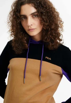 Fila BiebertalFelpa Con CappuccioSchwarz Donna Felpe 1FI21J05R-Q11 -Negozio al dettaglio Fila 0fbe528074a84fe3aef051c2de7993f3 scaled