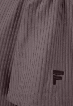 Fila Apparel Capri Vestito Di MaglinaSparrow Donna Abbigliamento 1FI41L00P-O11 -Negozio al dettaglio Fila 0feaa424ae2e4e37bec063eaf94c4719 scaled