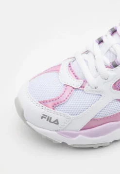 Fila Ray Tracer UnisexSneakers BasseWhite/Fair Orchid Bambini Sneakers 1FI16D01A-A12 -Negozio al dettaglio Fila 1398240b32d340c6829855b1f1f9070d scaled