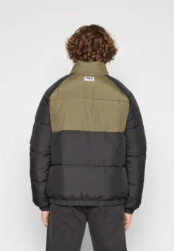 Fila Tarsus - Giacca Invernale - Black/Olive Night -Negozio al dettaglio Fila 160bedfaf02b48c7847f277a171680c9 scaled