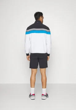 Fila BrunoGiacca SportivaWhite Uomo Abbigliamento 1FI42F01N-A12 -Negozio al dettaglio Fila 16c2e74caf9f44adaa597941f1704928 scaled