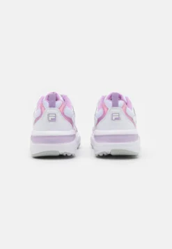 Fila Ray Tracer UnisexSneakers BasseWhite/Fair Orchid Bambini Sneakers 1FI16D01A-A12 -Negozio al dettaglio Fila 21a5b6785c3340e2abb2997dd939db35 scaled