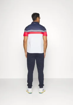 Fila Larry With CuffPantaloni SportiviNavy Uomo Pantaloni 1FI42E012-K13 8 Fila Larry With CuffPantaloni SportiviNavy Uomo Pantaloni 1FI42E012-K13 -Negozio al dettaglio Fila 22c6a1e187fc4b3b823c1e62f2f1606f scaled