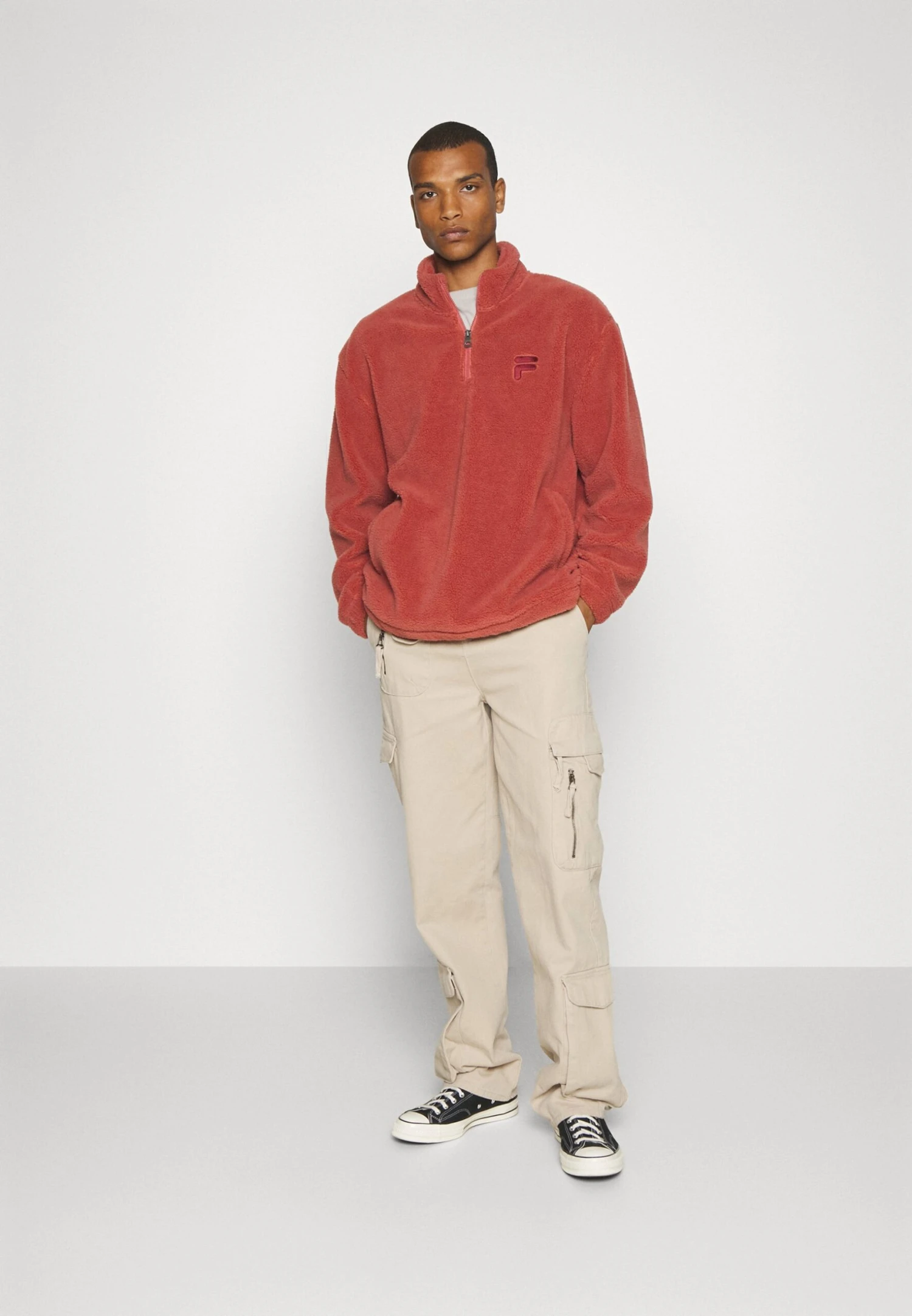 Fila Craon Zip UnisexFelpa In PileMarsala Uomo Maglieria E Felpe 1FI21001B-G11 2 Fila Craon Zip UnisexFelpa In PileMarsala Uomo Maglieria E Felpe 1FI21001B-G11 - immagine 2