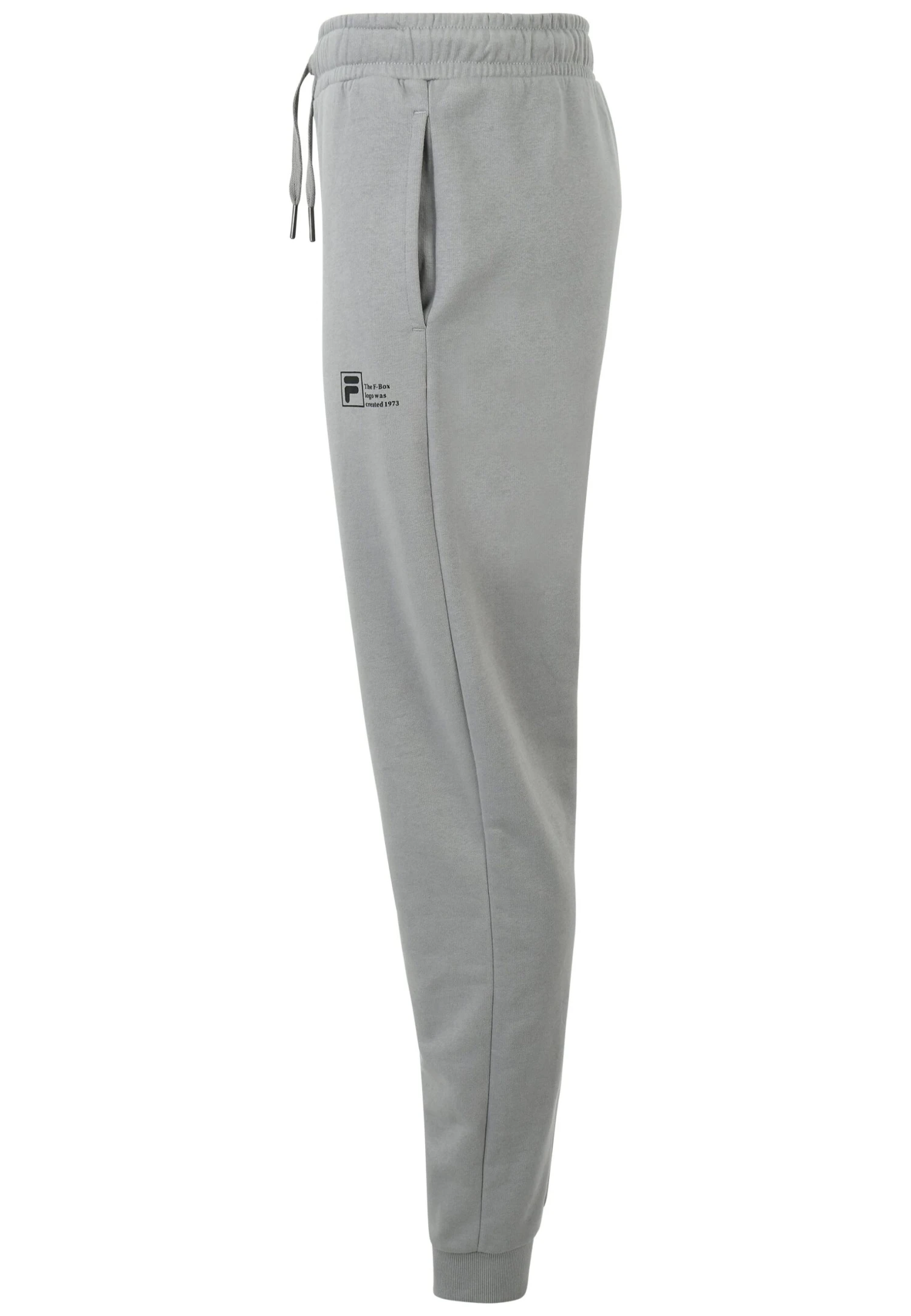 Fila Apparel Balbronn Pantaloni SportiviUltimate Gray Uomo Pantaloni Sportivi E Joggers 1FI22E049-C11 6 Fila Apparel Balbronn Pantaloni SportiviUltimate Gray Uomo Pantaloni Sportivi E Joggers 1FI22E049-C11 - immagine 6
