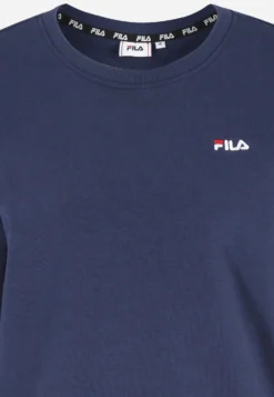 Fila Apparel Bantin Slightly Cropped Crew FelpaMedieval Blue Donna Felpe 1FI21J05X-K11 -Negozio al dettaglio Fila 332c553f984a468bb502c97e54b36388 scaled