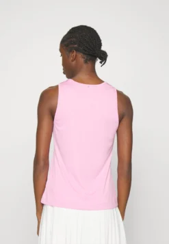 Fila AlmaTopBegonia Pink Donna T-shirt E Top 1FI41D044-J11 -Negozio al dettaglio Fila 351215c606d54c6282848cae85f4508a scaled