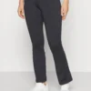 Fila Pants ZoeyCollantBlack Donna Abbigliamento 1FI41E04B-Q11