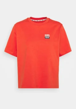 Fila Steffi TeeT-Shirt Con StampaLight Red Donna T-shirt E Top 1FI21D02J-H11 -Negozio al dettaglio Fila 38566ff5dfc144ec9fcfd0c98126f591 scaled