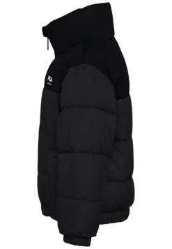 Fila Thelkow PaddedGiacca InvernaleBlack Bambini Abbigliamento Outwear 1FI26L00W-Q11 -Negozio al dettaglio Fila 390c4ef4aaa94b06b6442dd6c46dacc7 scaled