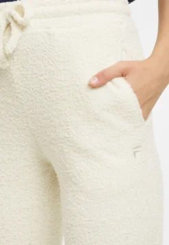 Fila Apparel Creret High WaistPantaloni SportiviVaporous Gray Donna Abbigliamento 1FI41E04K-C11 -Negozio al dettaglio Fila 3d68e34d5d9841bb979de10f1d113480 scaled