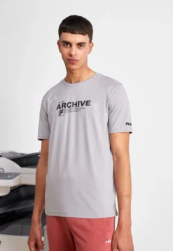 Fila Burbach TeeT-Shirt Con StampaUltimate Gray Uomo T-shirt E Polo 1FI22O076-C11