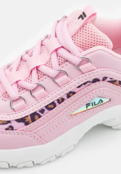 Fila Strada Kids TeensSneakers BasseSilver Pink Bambini Sneakers 1FI13D01A-J12 11 Fila Strada Kids TeensSneakers BasseSilver Pink Bambini Sneakers 1FI13D01A-J12 -Negozio al dettaglio Fila 4183691cf8b84d778e3d3f58603b7bf7 scaled