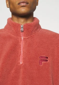 Fila Craon Zip UnisexFelpa In PileMarsala Uomo Maglieria E Felpe 1FI21001B-G11 9 Fila Craon Zip UnisexFelpa In PileMarsala Uomo Maglieria E Felpe 1FI21001B-G11 -Negozio al dettaglio Fila 517e4d7cec48401481c2b277d635c478 scaled