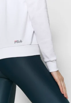 Fila Larkin HoodyFelpa Con CappuccioBright White Donna Felpe 1FI41G00J-A11 -Negozio al dettaglio Fila 53d69aba3e914a4f93986de02196449e scaled