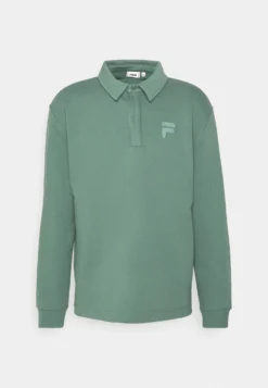 Fila CoursanMaglietta A Manica LungaDark Forest Uomo T-shirt E Polo 1FI22P00U-M11 -Negozio al dettaglio Fila 59171ecbc7364afb989d1108a47f1d68 scaled