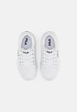 Fila Sandblast Kids/TeensSneakers BasseWhite Bambini Sneakers 1FI13D01G-A11 9 Fila Sandblast Kids/TeensSneakers BasseWhite Bambini Sneakers 1FI13D01G-A11 -Negozio al dettaglio Fila 5b0116e21a79454581a871ea4cd6cb80 scaled