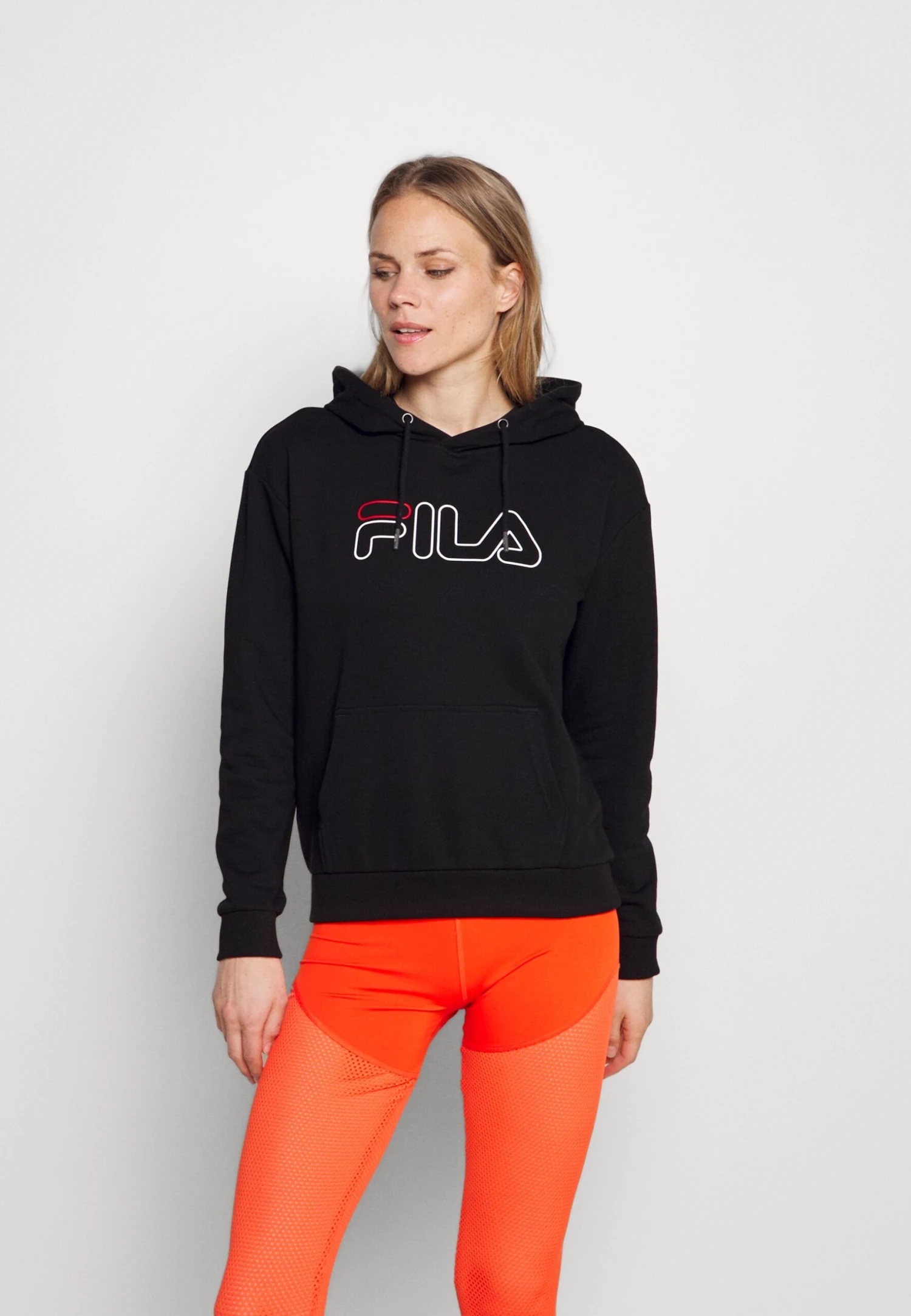 Fila Larkin HoodyFelpa Con CappuccioBlack Donna Abbigliamento 1FI41G00J-Q11 1 Fila Larkin HoodyFelpa Con CappuccioBlack Donna Abbigliamento 1FI41G00J-Q11