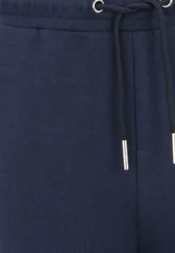 Fila BattenbergPantaloni SportiviBlack Iris Uomo Pantaloni Sportivi E Joggers 1FI22E04D-K11 9 Fila BattenbergPantaloni SportiviBlack Iris Uomo Pantaloni Sportivi E Joggers 1FI22E04D-K11 -Negozio al dettaglio Fila 6ced482363a94599b29ff33cbd7d58ff scaled