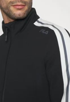 Fila NeilFelpa Con ZipBlack Uomo Maglieria E Felpe 1FI42F01R-Q11 -Negozio al dettaglio Fila 6df61b9af5194fd1927e497ac77fcaa1 scaled