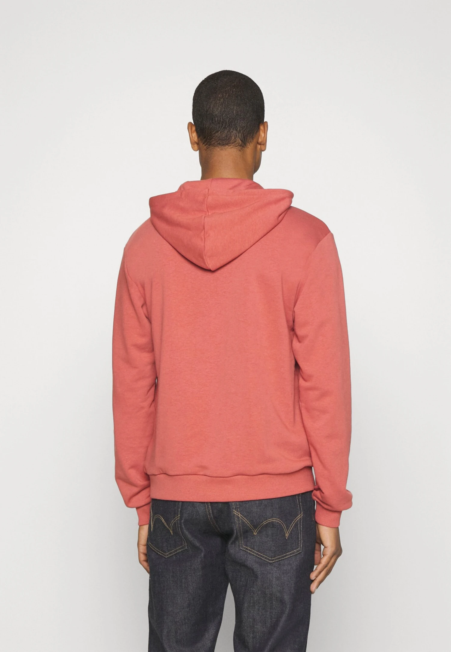 Fila Bengel Regular HoodyFelpa Con CappuccioMarsala Uomo Maglieria E Felpe 1FI210017-G11 3 Fila Bengel Regular HoodyFelpa Con CappuccioMarsala Uomo Maglieria E Felpe 1FI210017-G11 - immagine 3