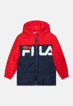 Fila Berkenthin Kids Blocked PaddedGiacca InvernaleTrue Red/Black Iris Bambini Abbigliamento Outwear 1FI23L00D-K11