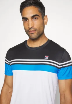 Fila MalteT-Shirt SportWhite Comb Uomo T-shirt E Polo 1FI42D040-A12 -Negozio al dettaglio Fila 7b9d67146ae744a890596b19d81cedef scaled