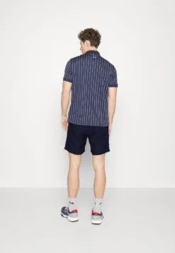 Fila LeonPantaloncini SportiviNavy Uomo Abbigliamento 1FI42E010-K12 -Negozio al dettaglio Fila 7eacfed5de6c4de1b8827ad455e2466f scaled