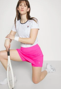Fila Skort AnnaGonna SportivoPink Glo Donna Abbigliamento 1FI41M00L-J11 -Negozio al dettaglio Fila 83750d7355934bc7a23e52771bc85668 scaled