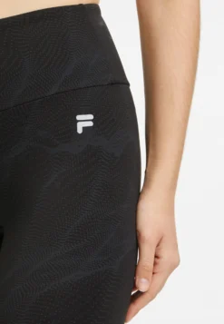 Fila Ribolla Aop High Waist 7/8 CollantPhantom Mars Aop Donna Abbigliamento 1FI41E04H-Q11 10 Fila Ribolla Aop High Waist 7/8 CollantPhantom Mars Aop Donna Abbigliamento 1FI41E04H-Q11 -Negozio al dettaglio Fila 83aee35d20254fdfab6554dcf6fa8bc6 scaled
