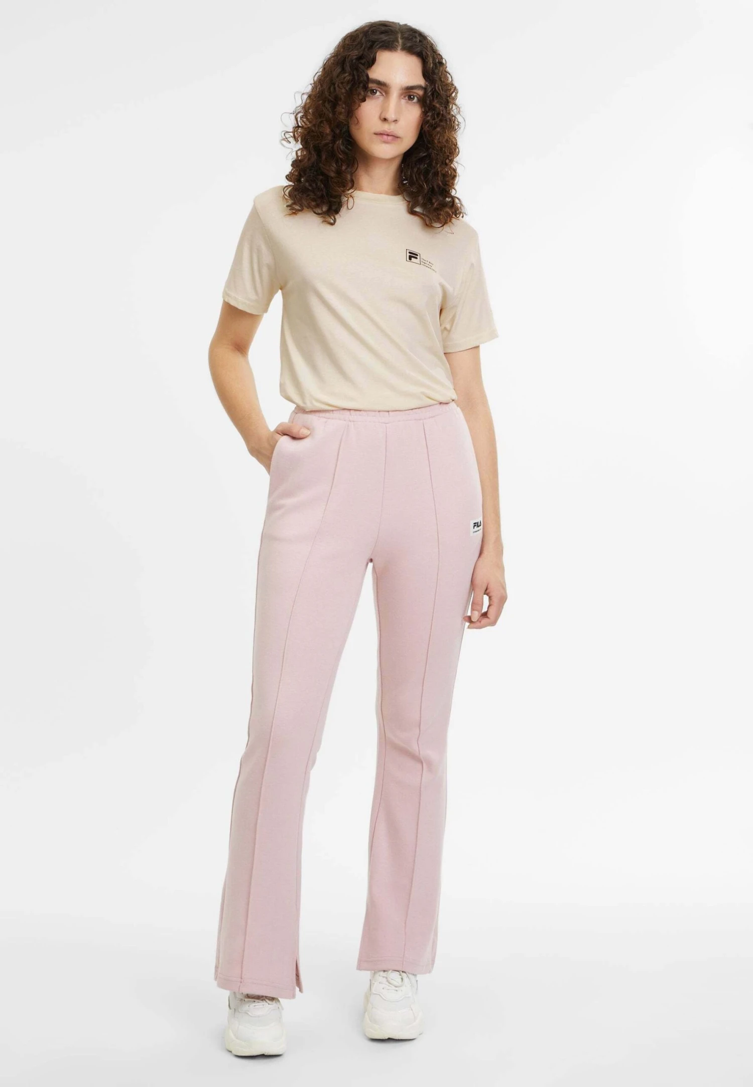 Fila BeulichT-Shirt Con StampaWeiss Donna T-shirt E Top 1FI21D066-A11 2 Fila BeulichT-Shirt Con StampaWeiss Donna T-shirt E Top 1FI21D066-A11 - immagine 2