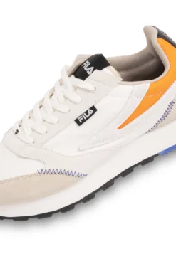 Fila Footwear Run FormationSneakers BasseAntique White Feather Gray Uomo Scarpe 1FI12O04P-A12 -Negozio al dettaglio Fila 870306aba073451b9af96b89cb69f220 scaled