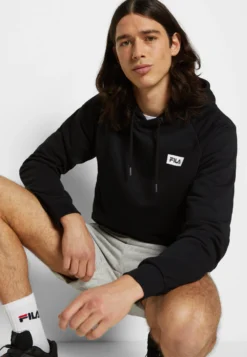 Fila Belfort HoodyFelpa Con CappuccioBlack Uomo Maglieria E Felpe 1FI22S05D-Q11 -Negozio al dettaglio Fila 89e15956869a43bb8dd1b516cbe920b0 scaled