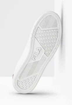 CrosscourtNtSneakers BasseWhite-Fila Red Uomo Sneaker 1FI12O051-A11 -Negozio al dettaglio Fila 946876c1f3774ba3863ed1681c737a4f scaled