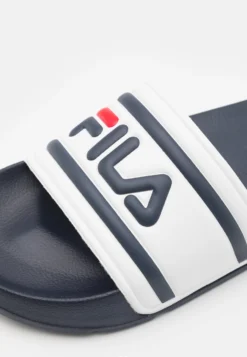 Fila Morro Bay UnisexCiabattineWhite/Navy Donna Ciabatte E Zoccoli 1FI12G007-A12 -Negozio al dettaglio Fila 957602435f914472a79743ddd53bec4c scaled