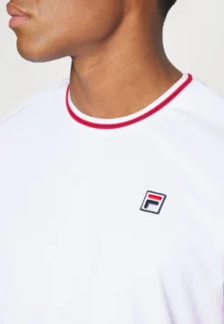 Fila MarlonT-Shirt SportWhite Uomo Abbigliamento 1FI42D03T-A11 -Negozio al dettaglio Fila 9ea6585ebc3348b09303d9150cb6cf00 scaled