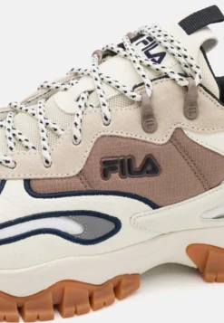 Fila Ray Tracer - Sneakers Basse - Marshmallow/Turtledove -Negozio al dettaglio Fila 9eee92049d7e4963af24fbf22c2e6839 scaled