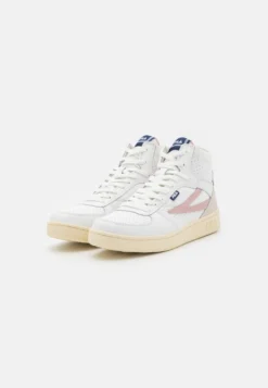 Fila Sevaro MidSneakers AlteWhite/Pale Mauve Donna Sneakers 1FI11A0DW-A11 -Negozio al dettaglio Fila a1ca3c9e2ed140b4990df5042cd47113 scaled