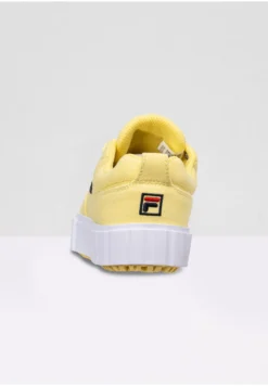 Fila Sandblast C- Sneakers Basse - Pale Banana -Negozio al dettaglio Fila a40c7c8a2a1144b98731627c4e2628b4 scaled