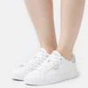 Fila LussoSneakers BasseWhite/Silver Donna Scarpe 1FI11A0DY-A13