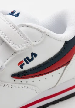 Fila Orbit Infants UnisexSneakers BasseWhite/Dress Blue Bambini Sneakers 1FI14D003-A11 11 Fila Orbit Infants UnisexSneakers BasseWhite/Dress Blue Bambini Sneakers 1FI14D003-A11 -Negozio al dettaglio Fila ab78ed52ec3e4855b70ad4de5945b7b3 scaled