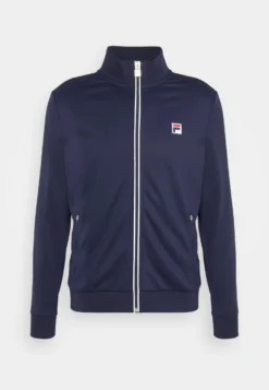 Fila Jacket ElianGiacca SportivaNavy Uomo Abbigliamento 1FI42F01T-K11 -Negozio al dettaglio Fila aee3d359a6c34e7ca5648b998a8436d4 scaled