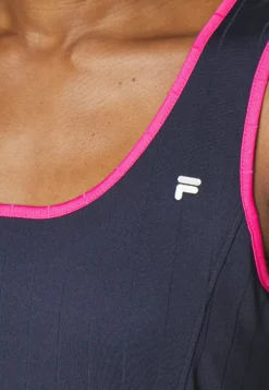 Fila Yule - Top - Navy 9 Fila Yule - Top - Navy -Negozio al dettaglio Fila b06b949da5bf44aba844b662c5b39006 scaled