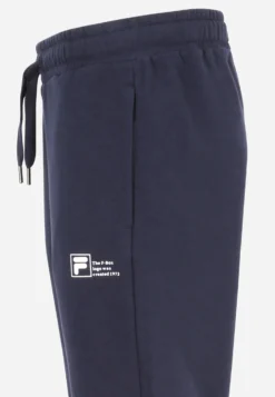 Fila Apparel Balbronn Pantaloni SportiviBlack Iris Uomo Pantaloni Sportivi E Joggers 1FI22E049-K11 -Negozio al dettaglio Fila b28977152f1e45249ee08df69a5eb172 scaled