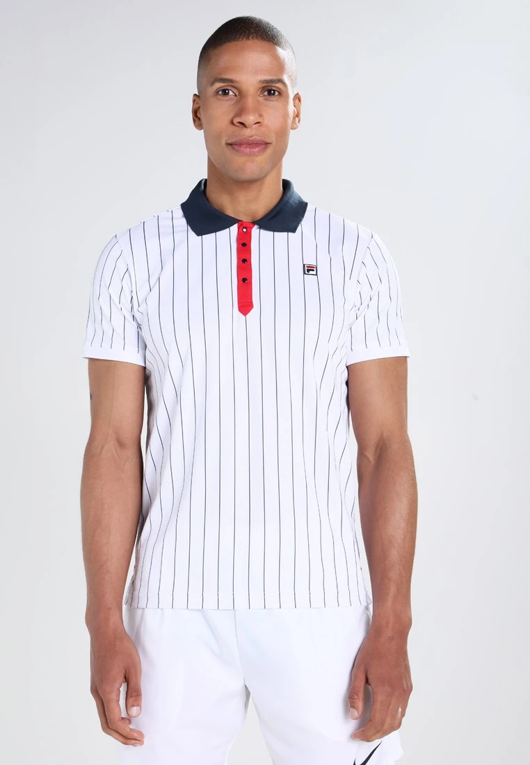 Fila StripesPoloWhite/Peacot Blue/Red Uomo Abbigliamento 1FI42D005-A11 1 Fila StripesPoloWhite/Peacot Blue/Red Uomo Abbigliamento 1FI42D005-A11