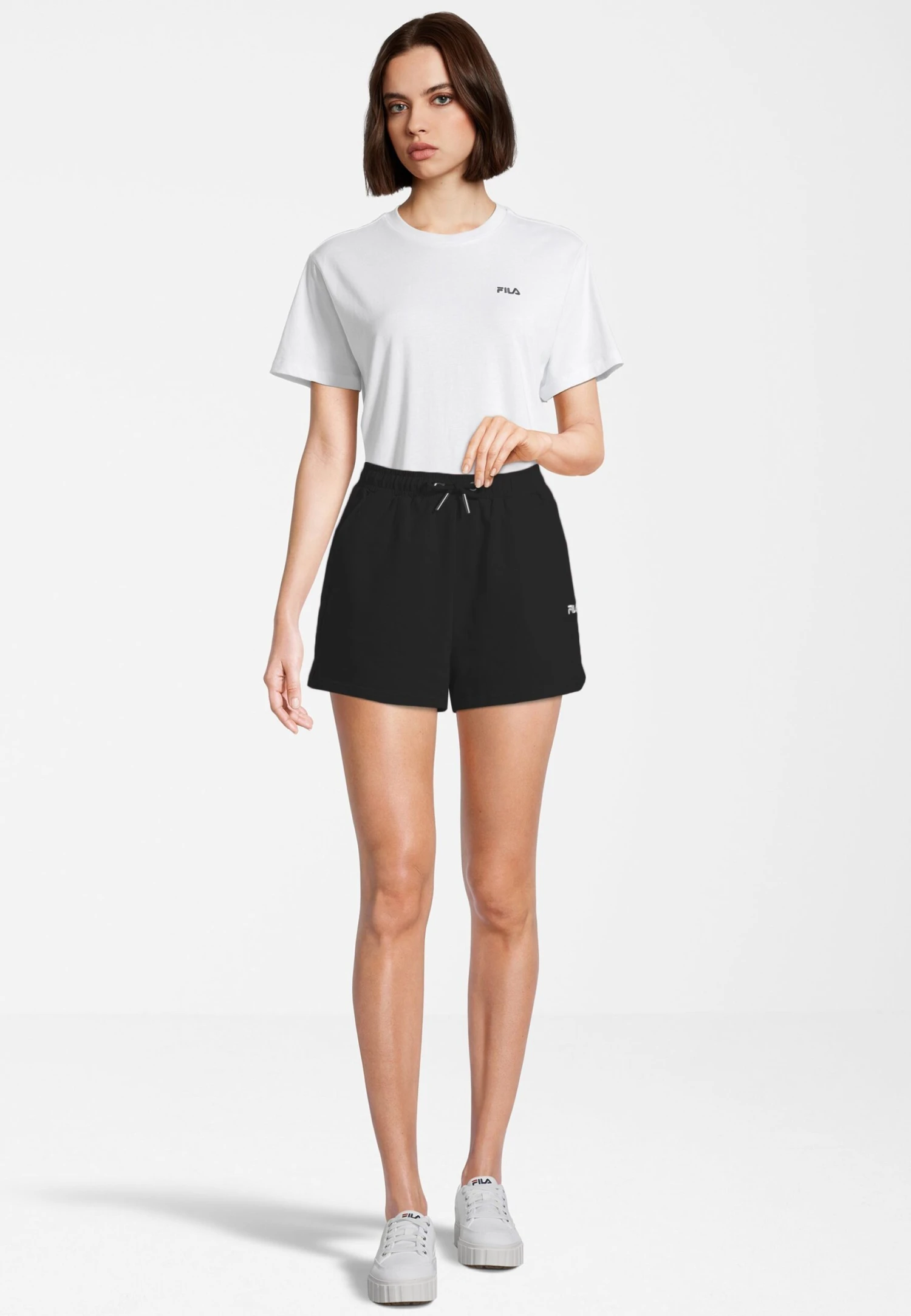 Fila Brandenburg High WaistPantaloncini SportiviBlack Donna Abbigliamento 1FI41E03X-Q11 2 Fila Brandenburg High WaistPantaloncini SportiviBlack Donna Abbigliamento 1FI41E03X-Q11 - immagine 2