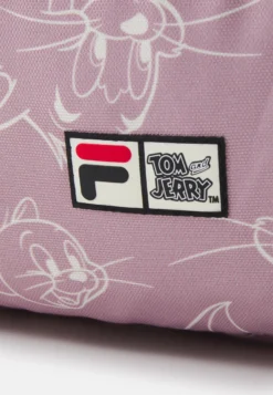 Fila Tom & Jerry Tisina Warner Bros Mini Backpack Malmö UnisexZainoBurnt Olive Bambini Borse & Zaini 1FI53P001-N11 -Negozio al dettaglio Fila bab97dc0434e48f3917a408f1d0f50a2 scaled