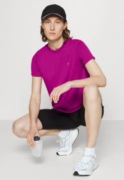 Fila RabarabaT-Shirt BasicWild Aster Donna T-shirt E Top 1FI41D03T-G11 10 Fila RabarabaT-Shirt BasicWild Aster Donna T-shirt E Top 1FI41D03T-G11 -Negozio al dettaglio Fila bf5b2b20ba4c46da9bbc4d236972f7ed scaled